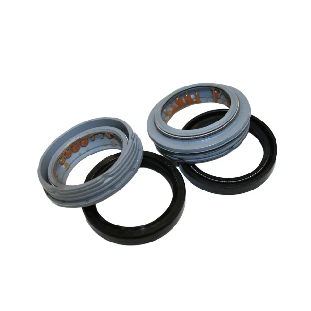 Joints racleurs et joints d'huile Rockshox Domain / Lyrik